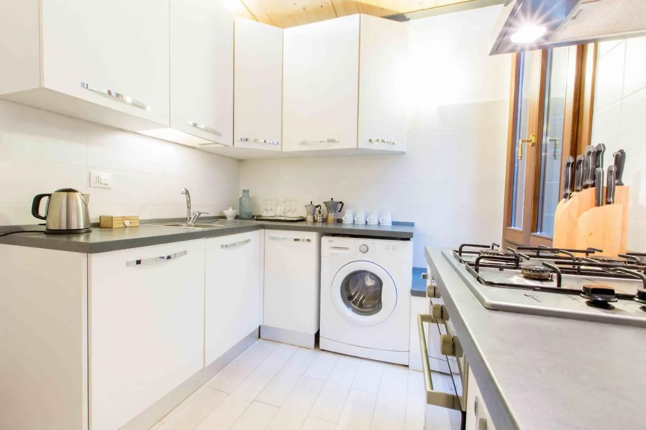 Ca Cicogna Air Conditioning And Fast Wifi, Central Location Apartment Italy