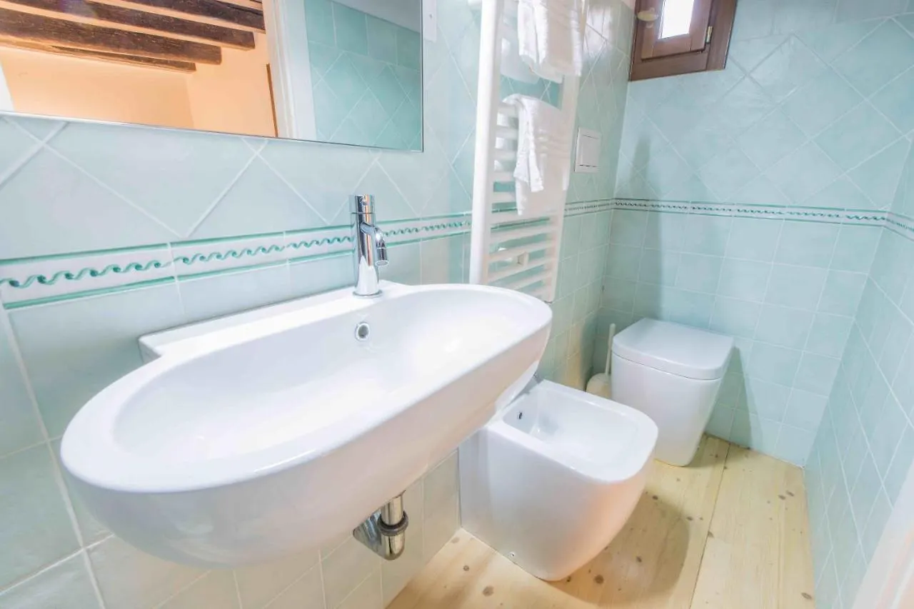 Ca Cicogna Air Conditioning And Fast Wifi, Central Location Apartment